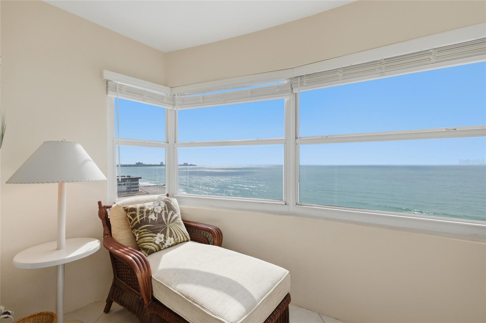 KEY TOWER SOUTH - Residential Lease