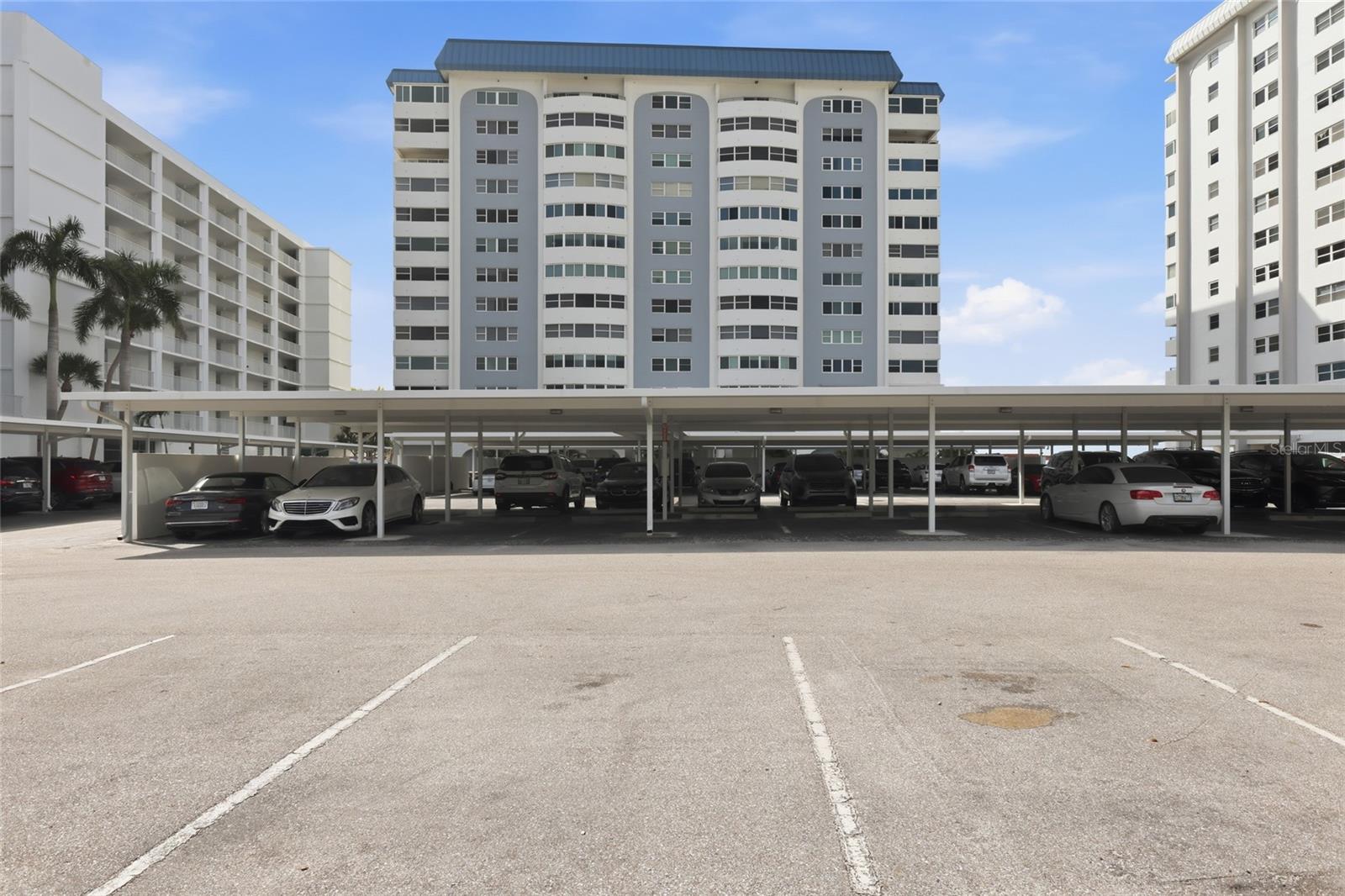 KEY TOWER SOUTH - Residential Lease