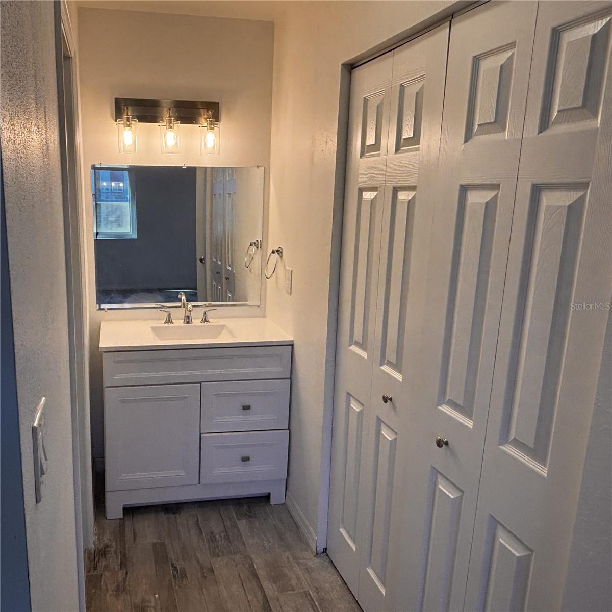 TALIA CONDO - Residential Lease