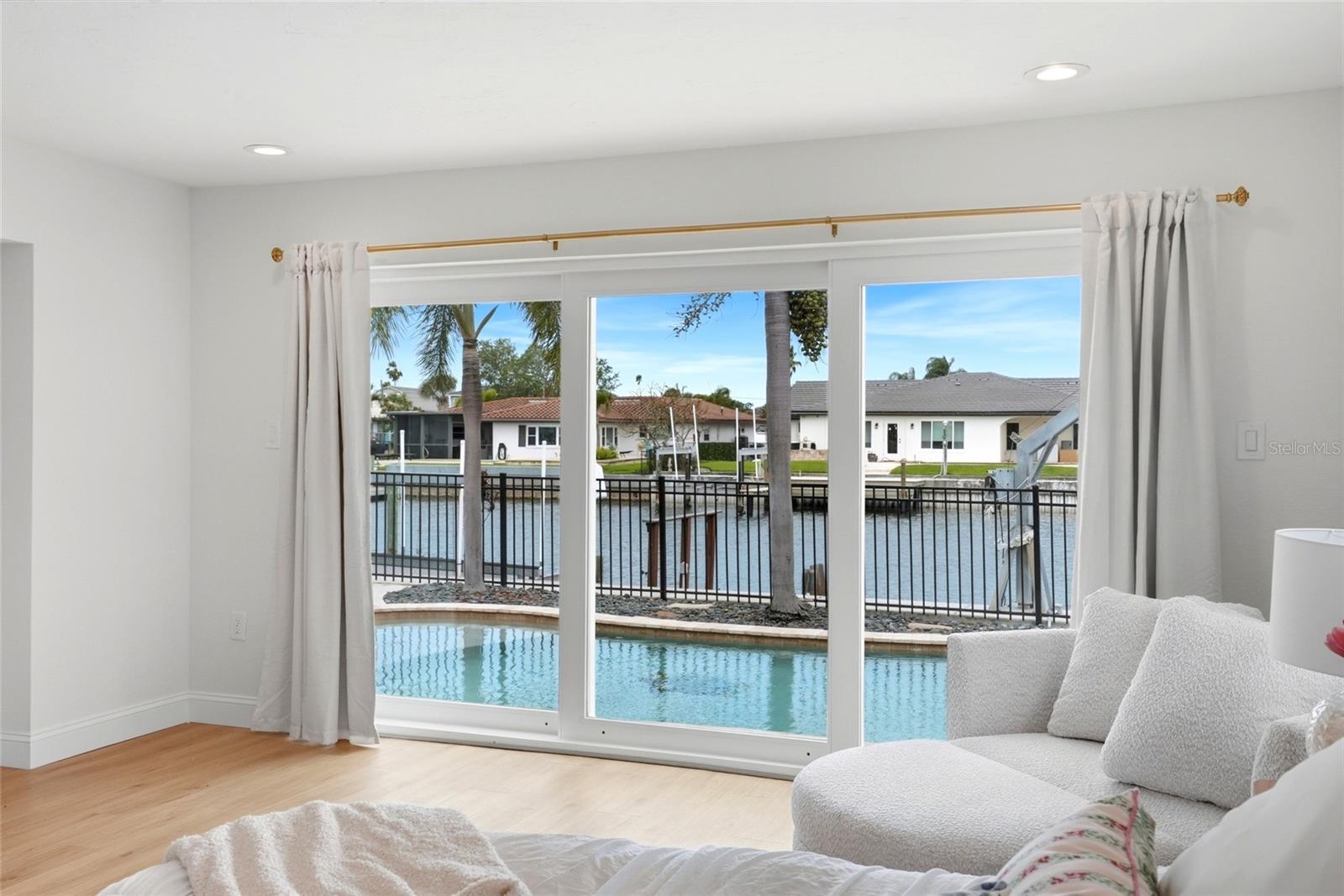 2025 MICHIGAN AVENUE NE