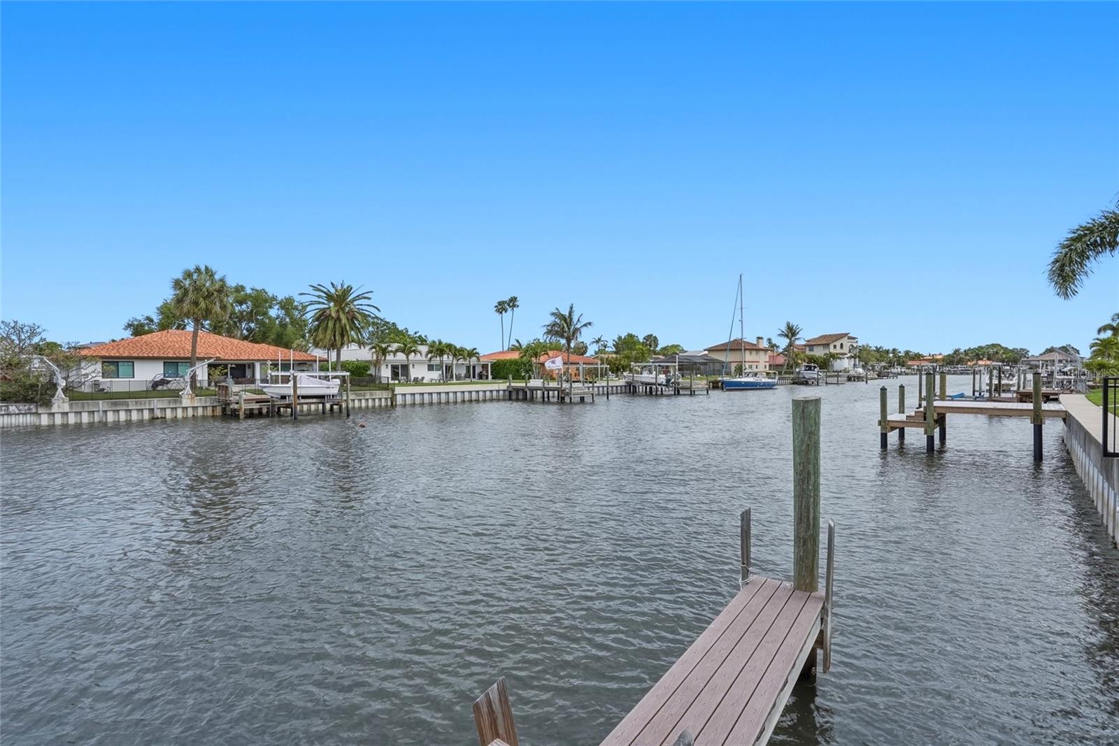 2025 MICHIGAN AVENUE NE