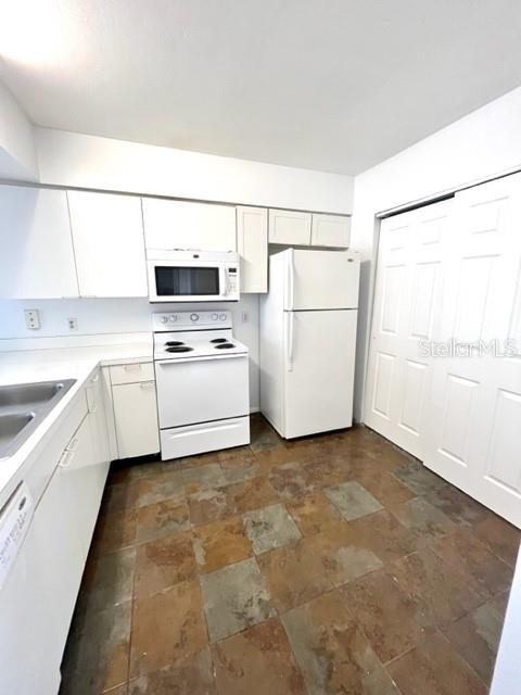 PINE SHADOWS CONDO PH 6 - Residential