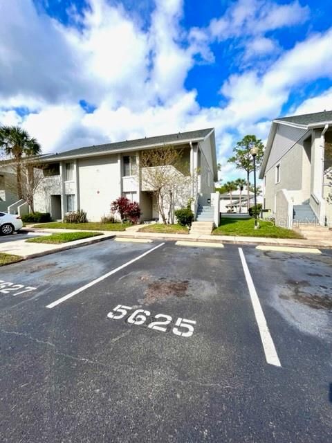 Photo of 5625 Blue Shadows Court #67-4, Orlando, FL 32811 (MLS # S5141299)