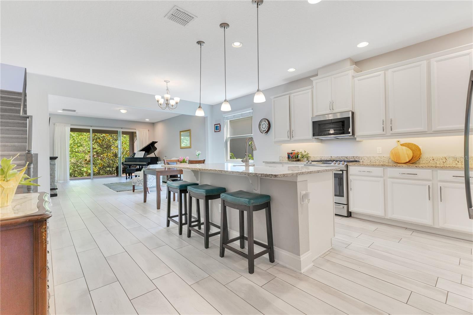2127 BAY LINE ROAD