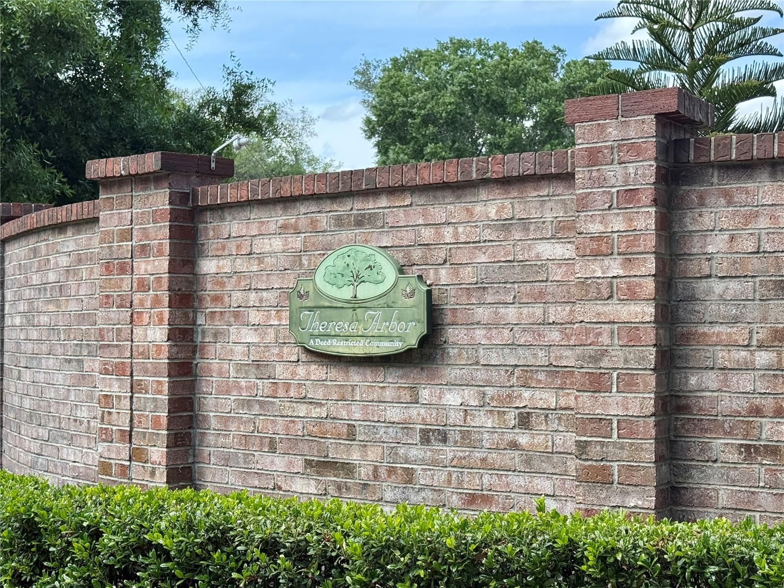 THERESA ARBOR - Residential