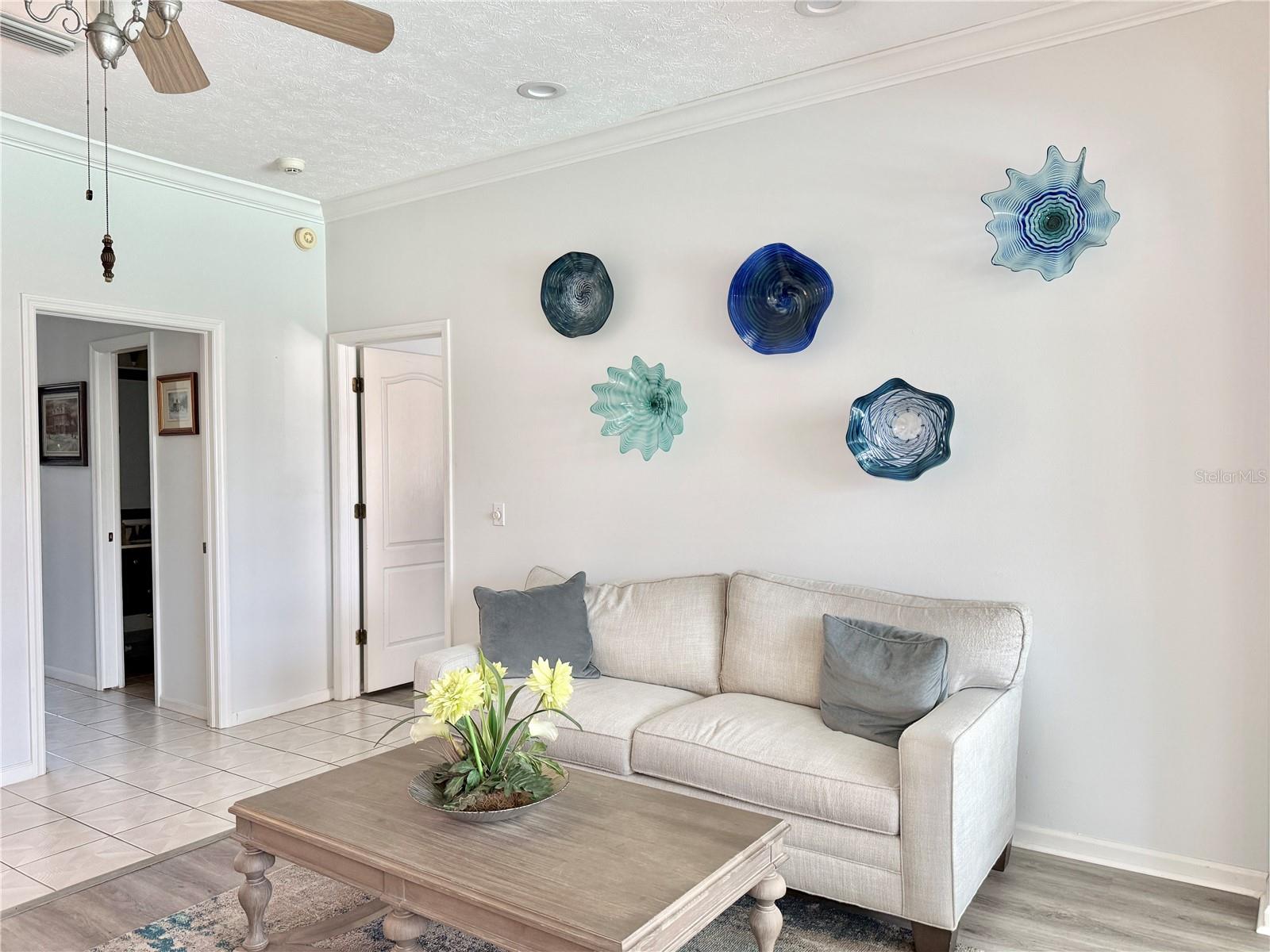 THERESA ARBOR - Residential