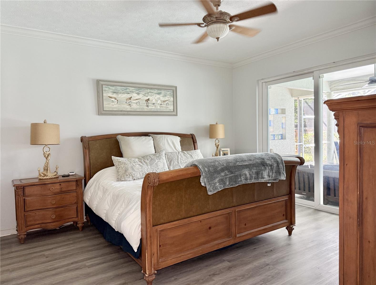 THERESA ARBOR - Residential