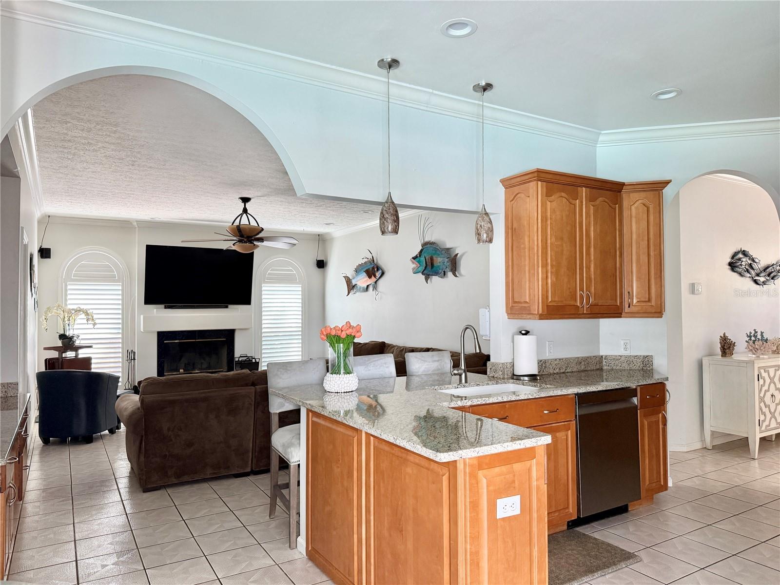 THERESA ARBOR - Residential