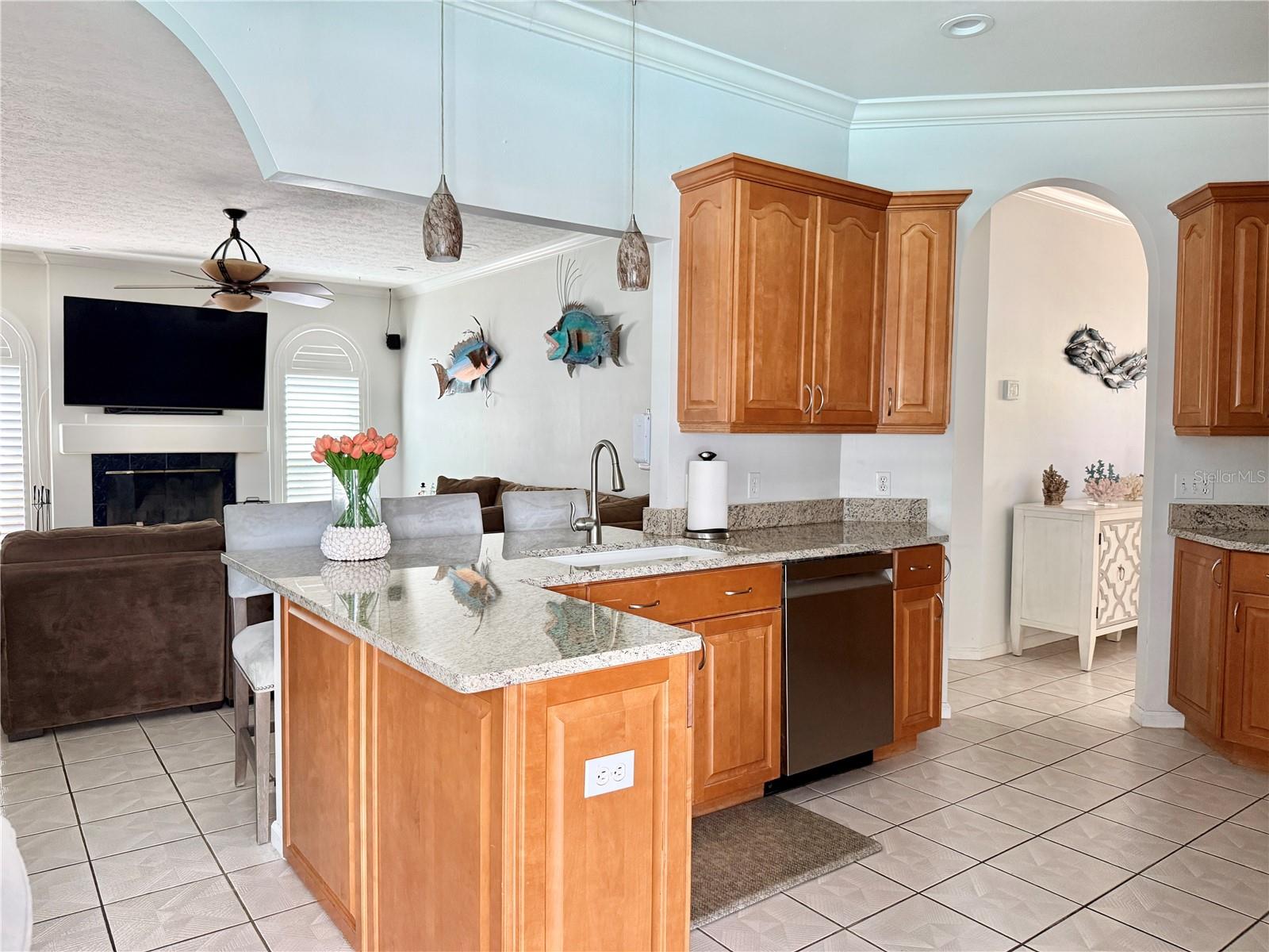 THERESA ARBOR - Residential