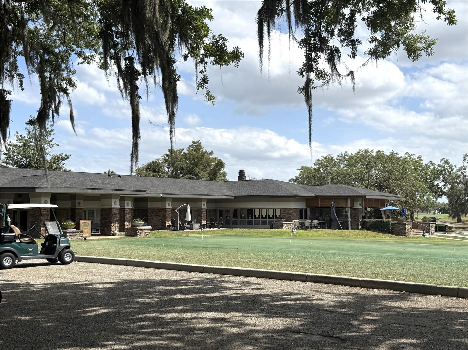 THERESA ARBOR - Residential