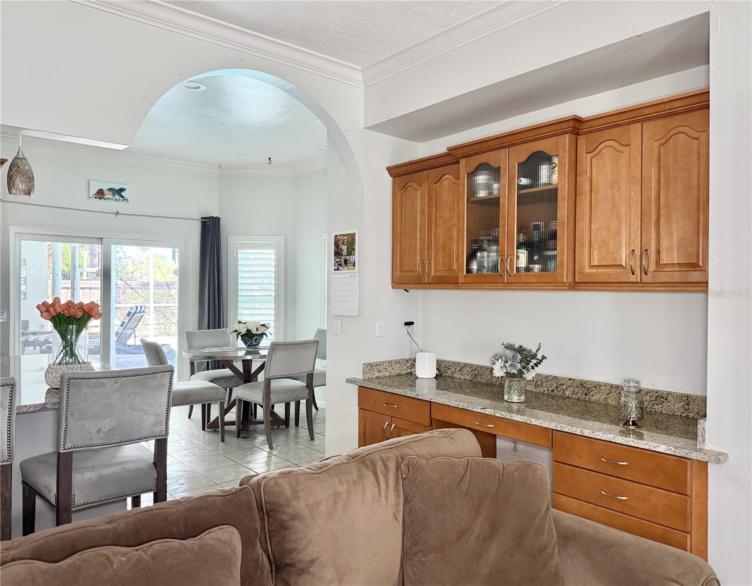 THERESA ARBOR - Residential