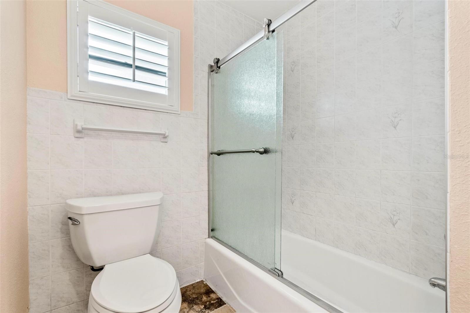 AZURE VIEW UNIT 1 - Residential Lease