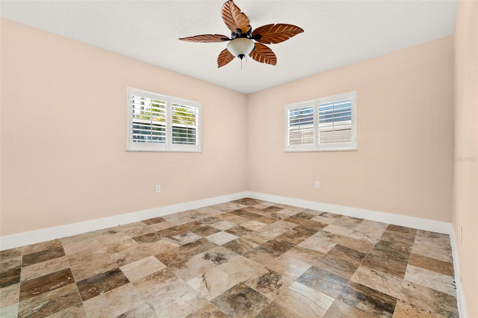 AZURE VIEW UNIT 1 - Residential Lease