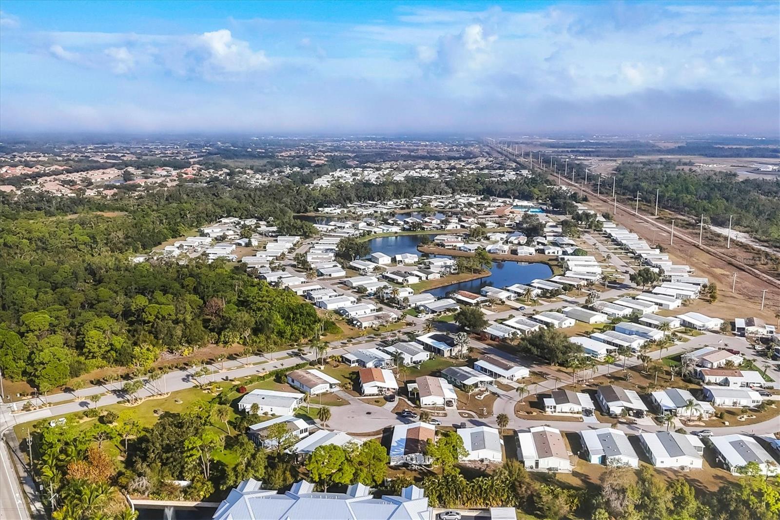 TANGERINE WOODS - Residential