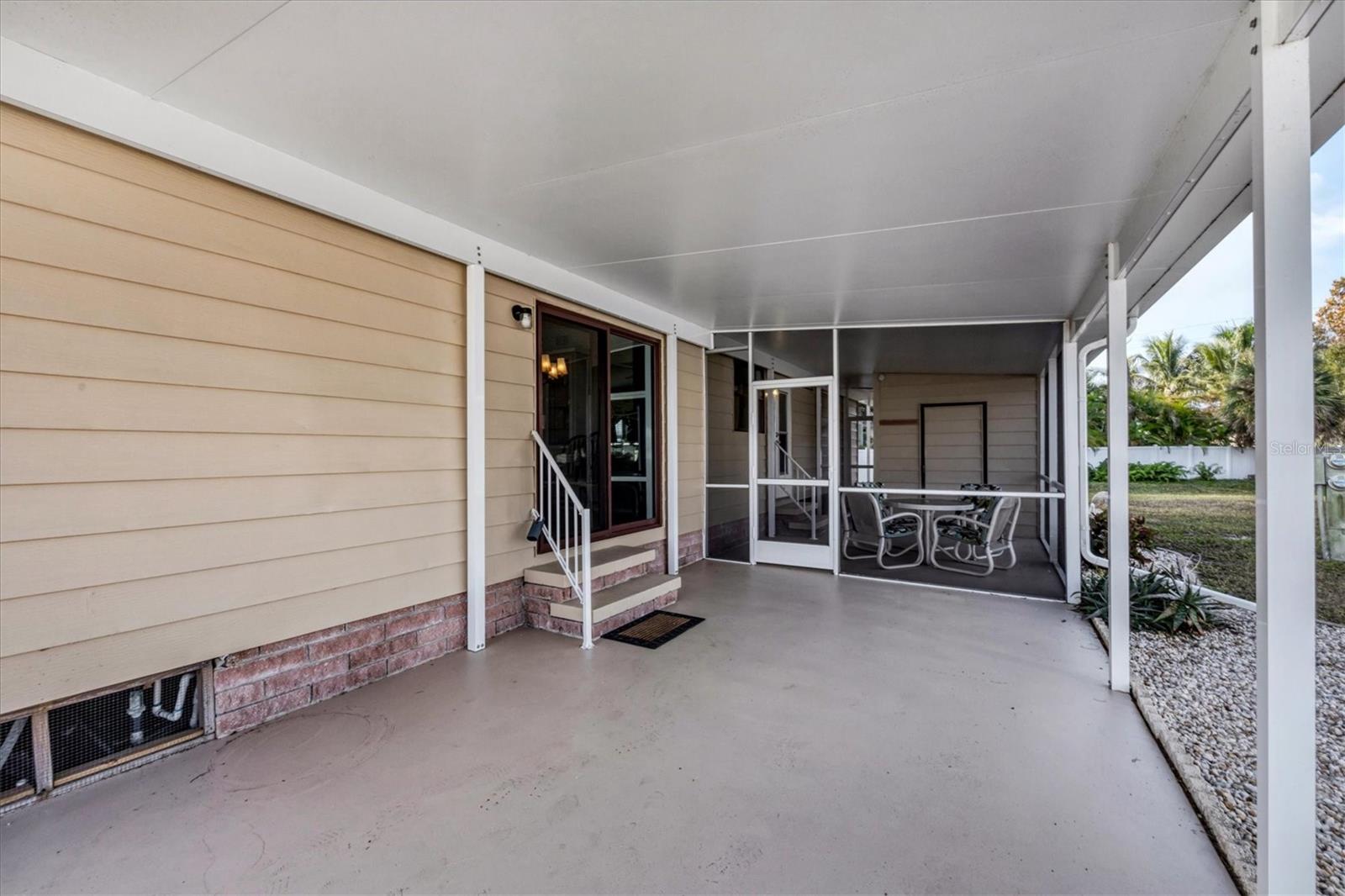 TANGERINE WOODS - Residential