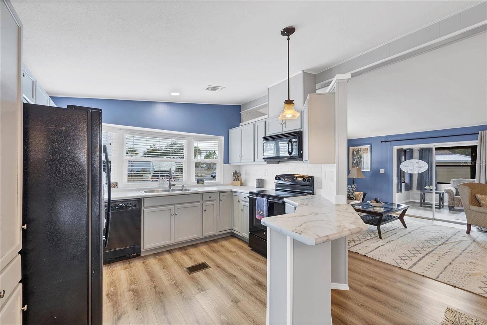 TANGERINE WOODS - Residential