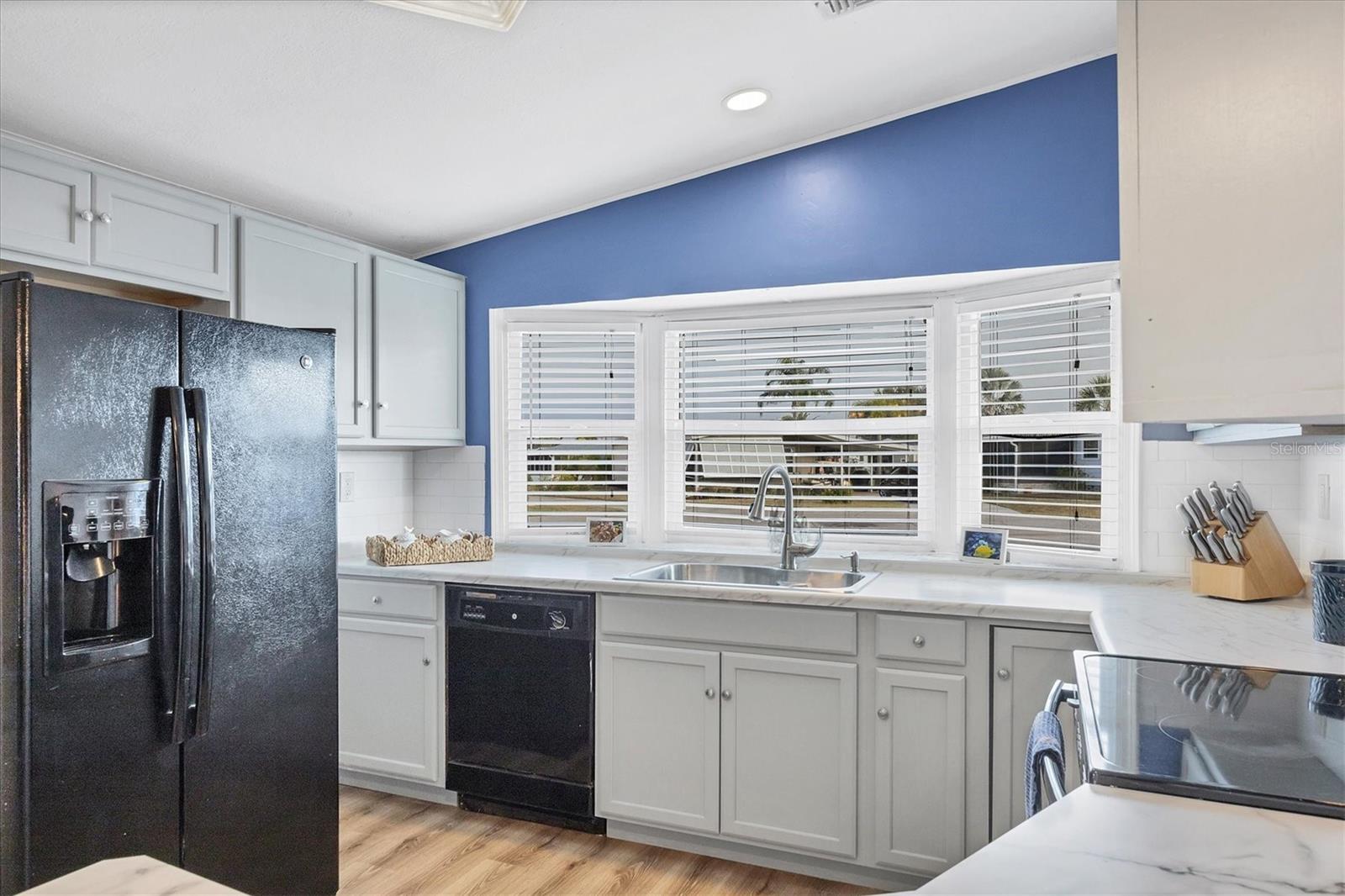 TANGERINE WOODS - Residential