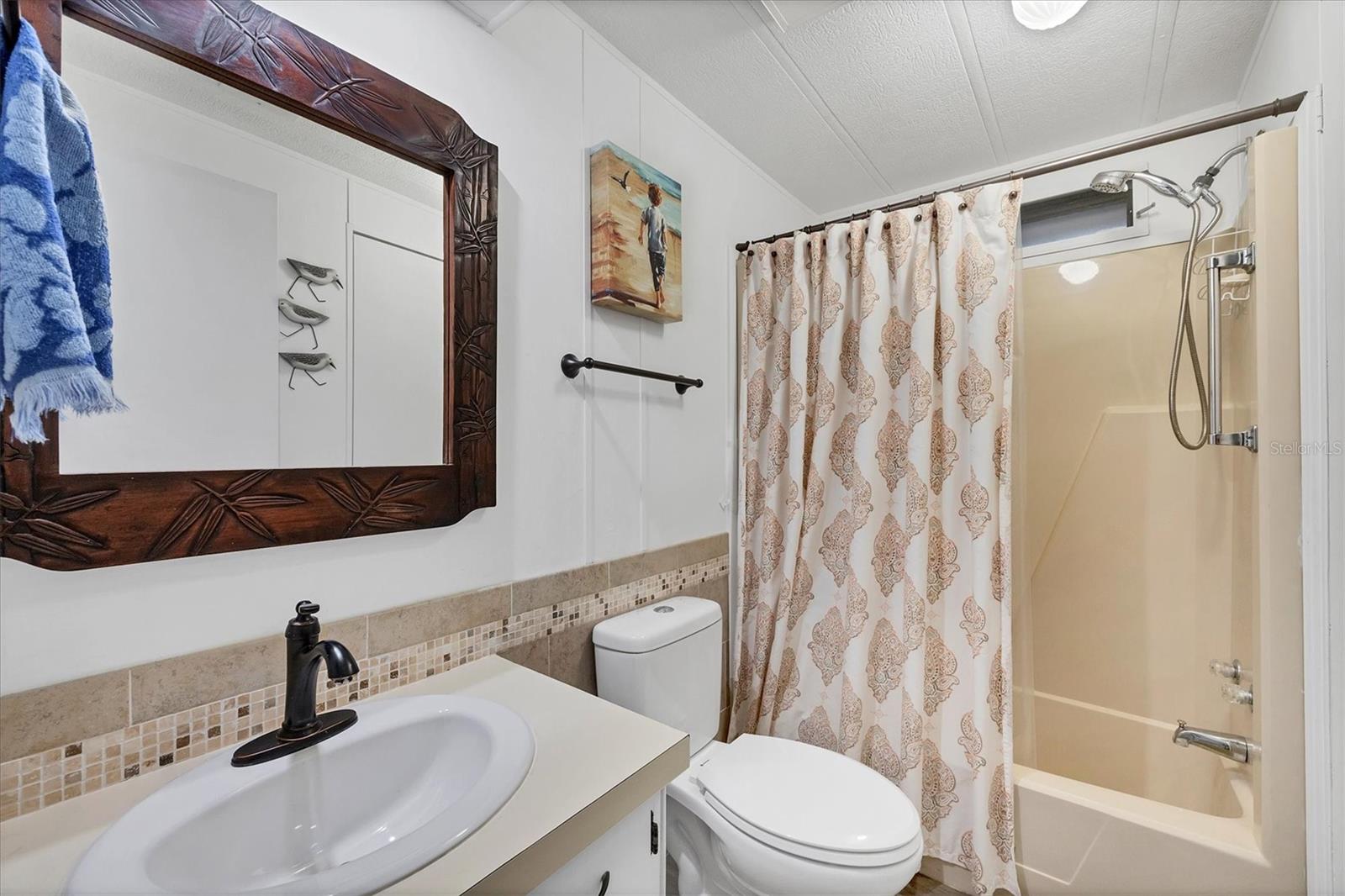 TANGERINE WOODS - Residential