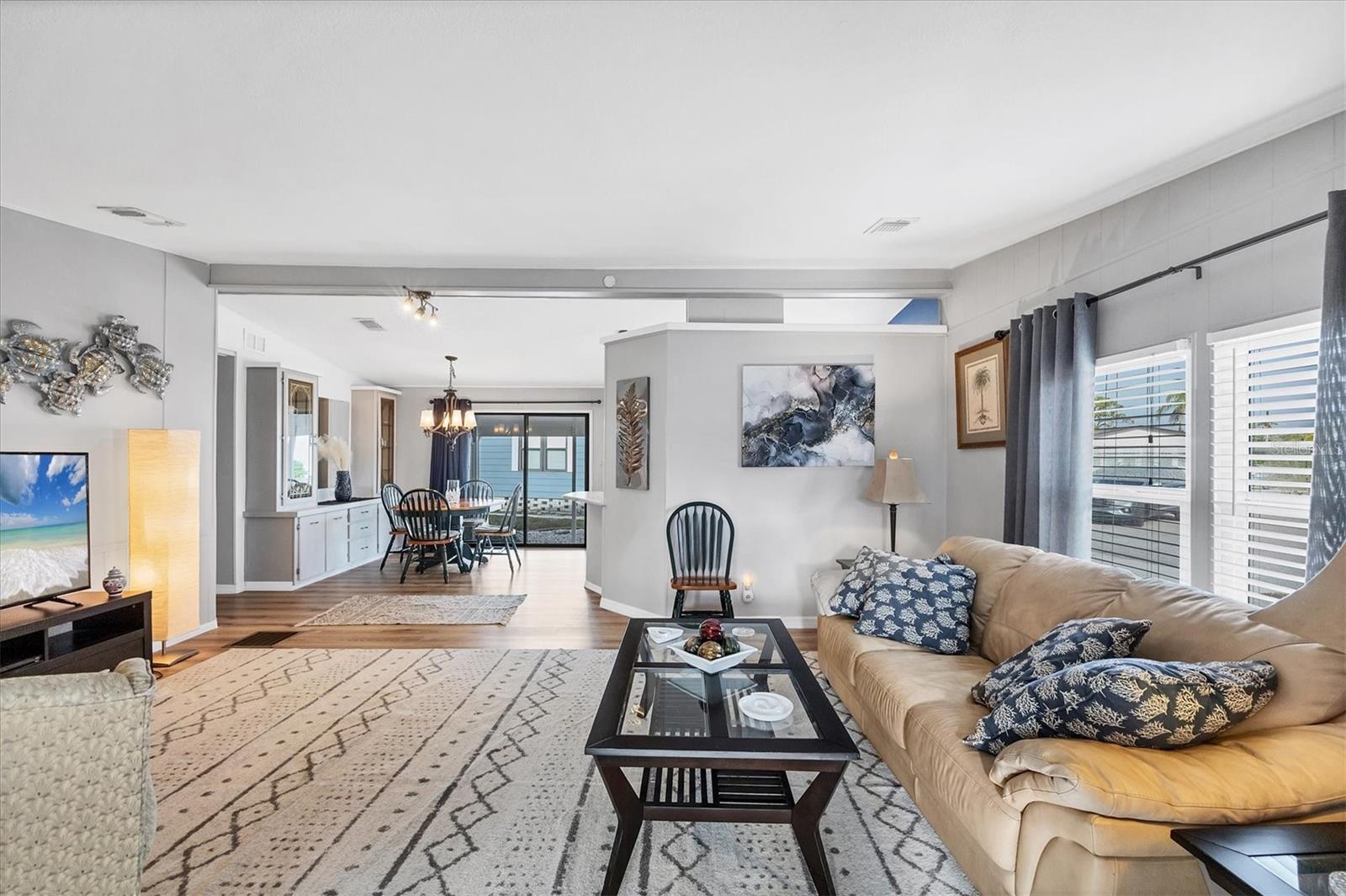 TANGERINE WOODS - Residential