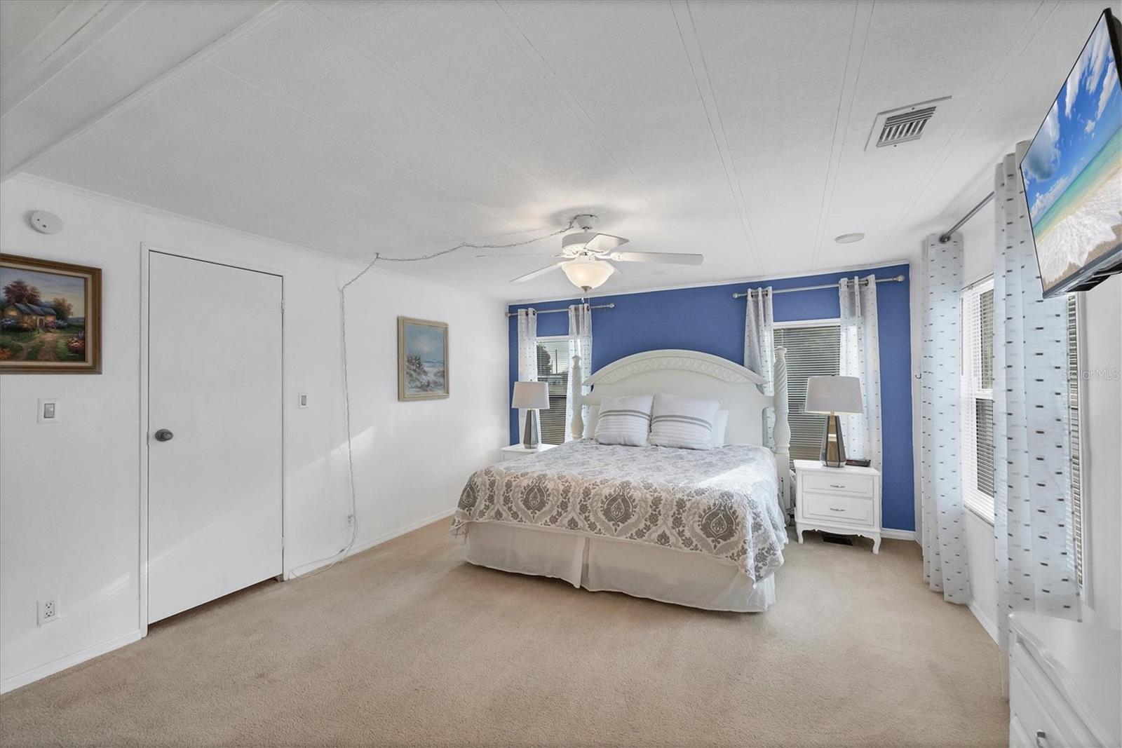 TANGERINE WOODS - Residential