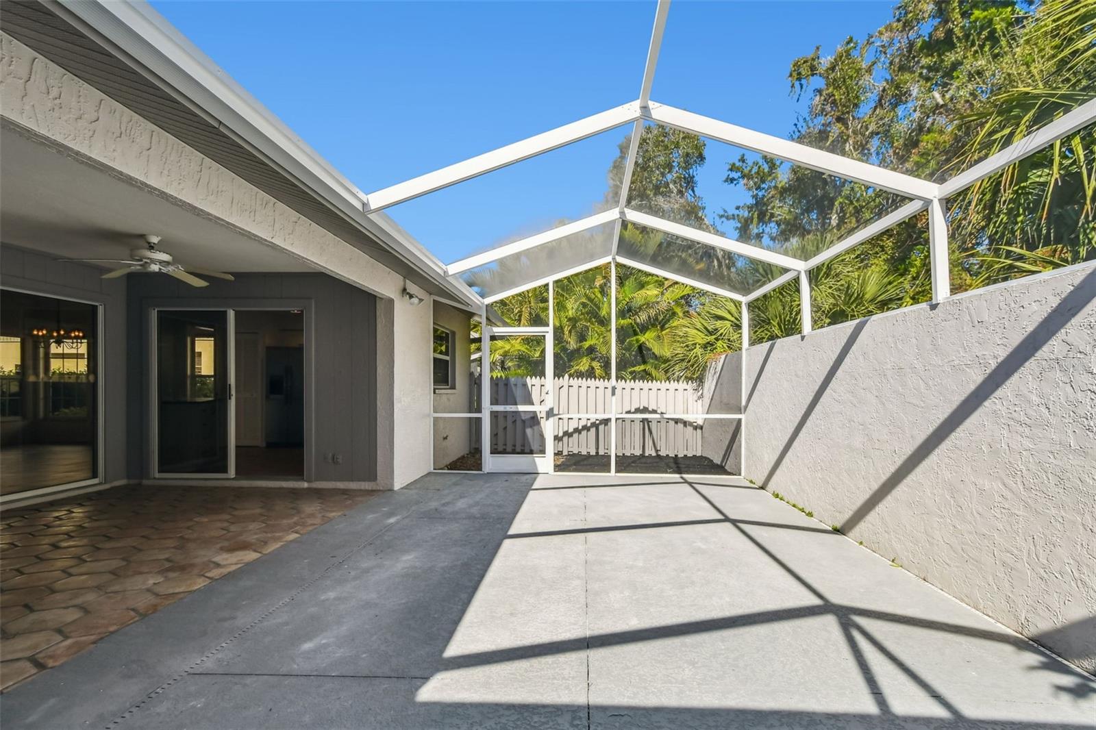 CRESTWOOD VILLAGE OF SARA 4 & 5 - Residential