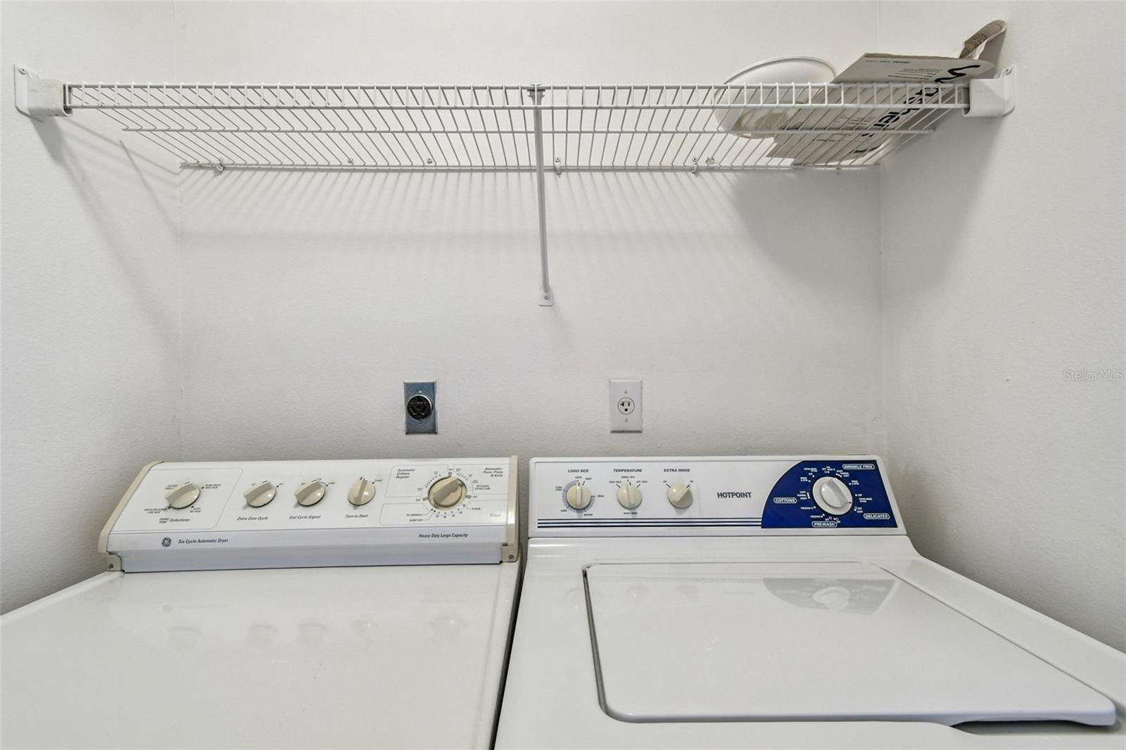 CRESTWOOD VILLAGE OF SARA 4 & 5 - Residential