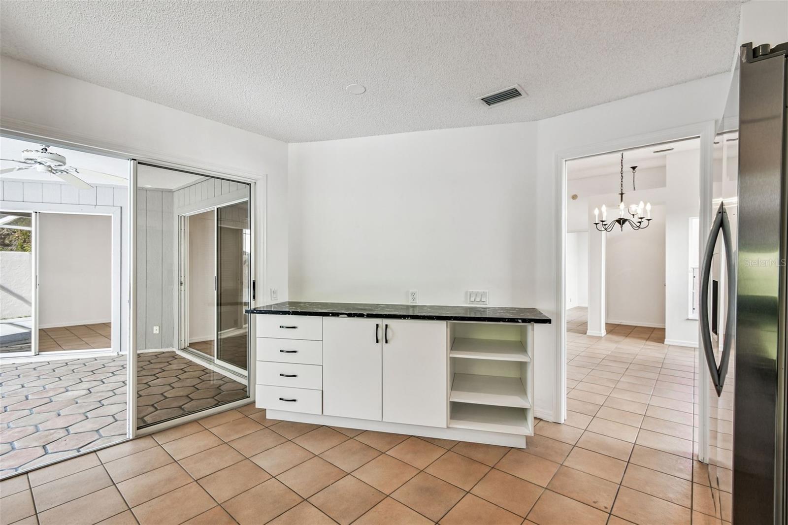 CRESTWOOD VILLAGE OF SARA 4 & 5 - Residential