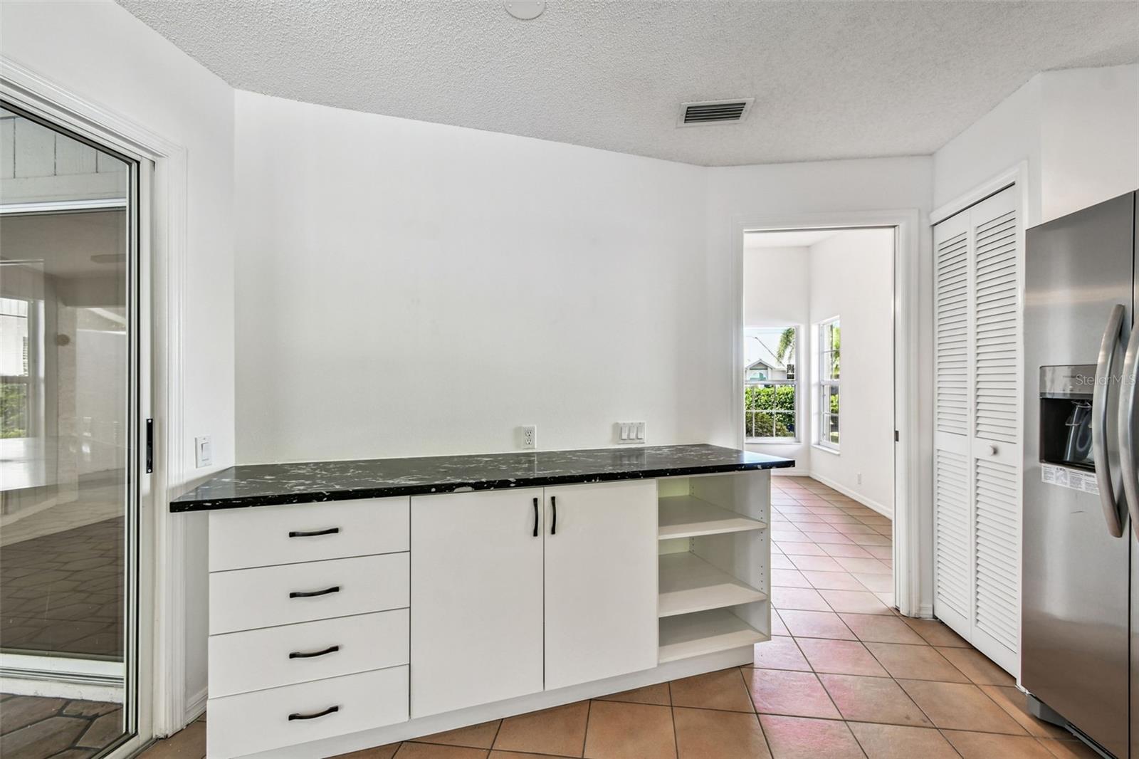 CRESTWOOD VILLAGE OF SARA 4 & 5 - Residential