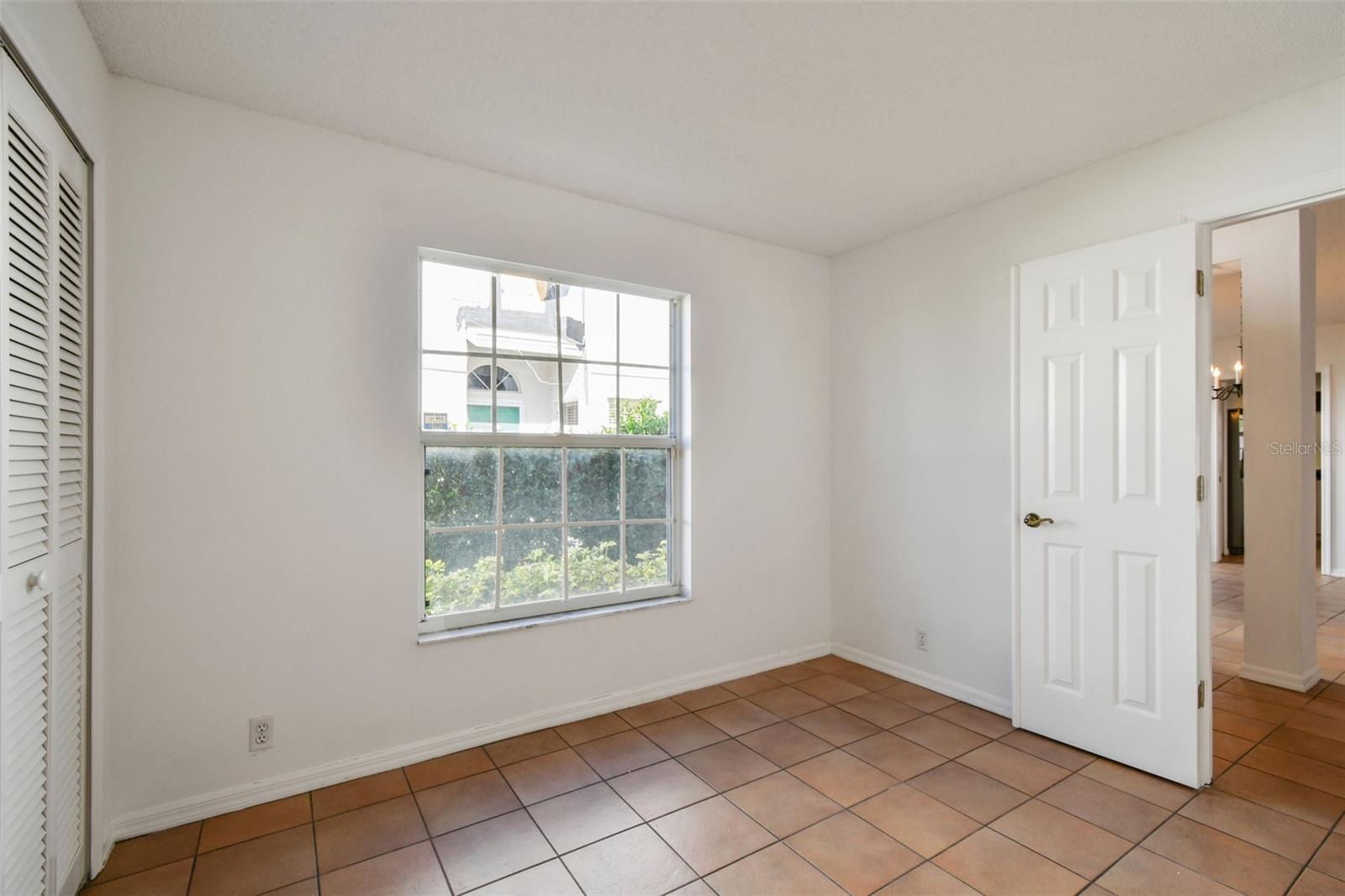 CRESTWOOD VILLAGE OF SARA 4 & 5 - Residential