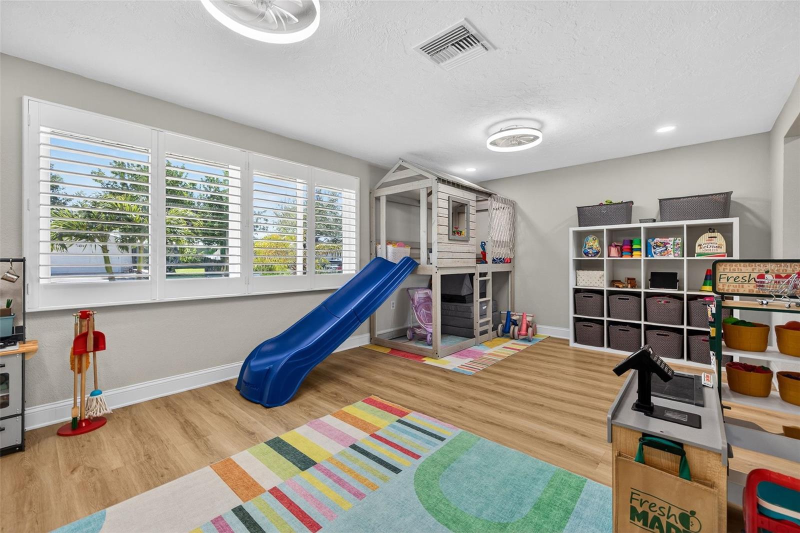 WATERWAY ESTATES SEC 2 - Residential