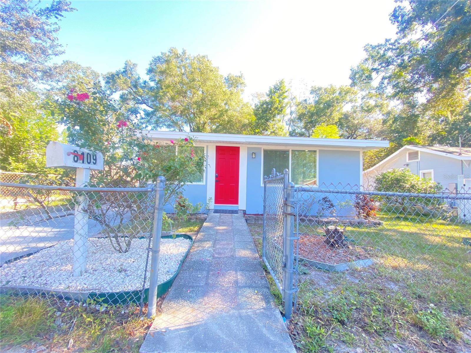 SULPHUR SPGS ADD - Residential Lease