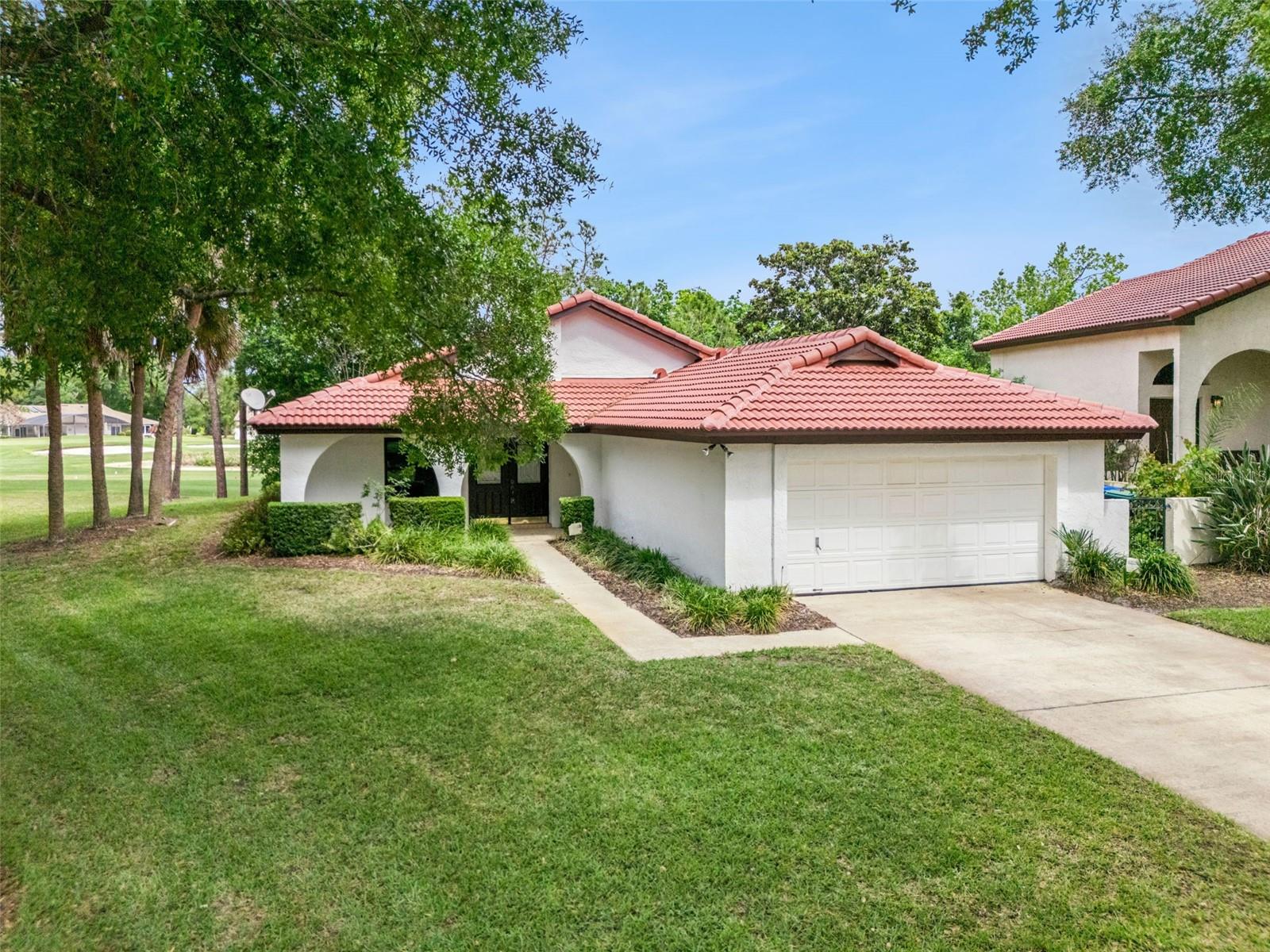 ORANGE TREE COUNTRY CLUB - Residential