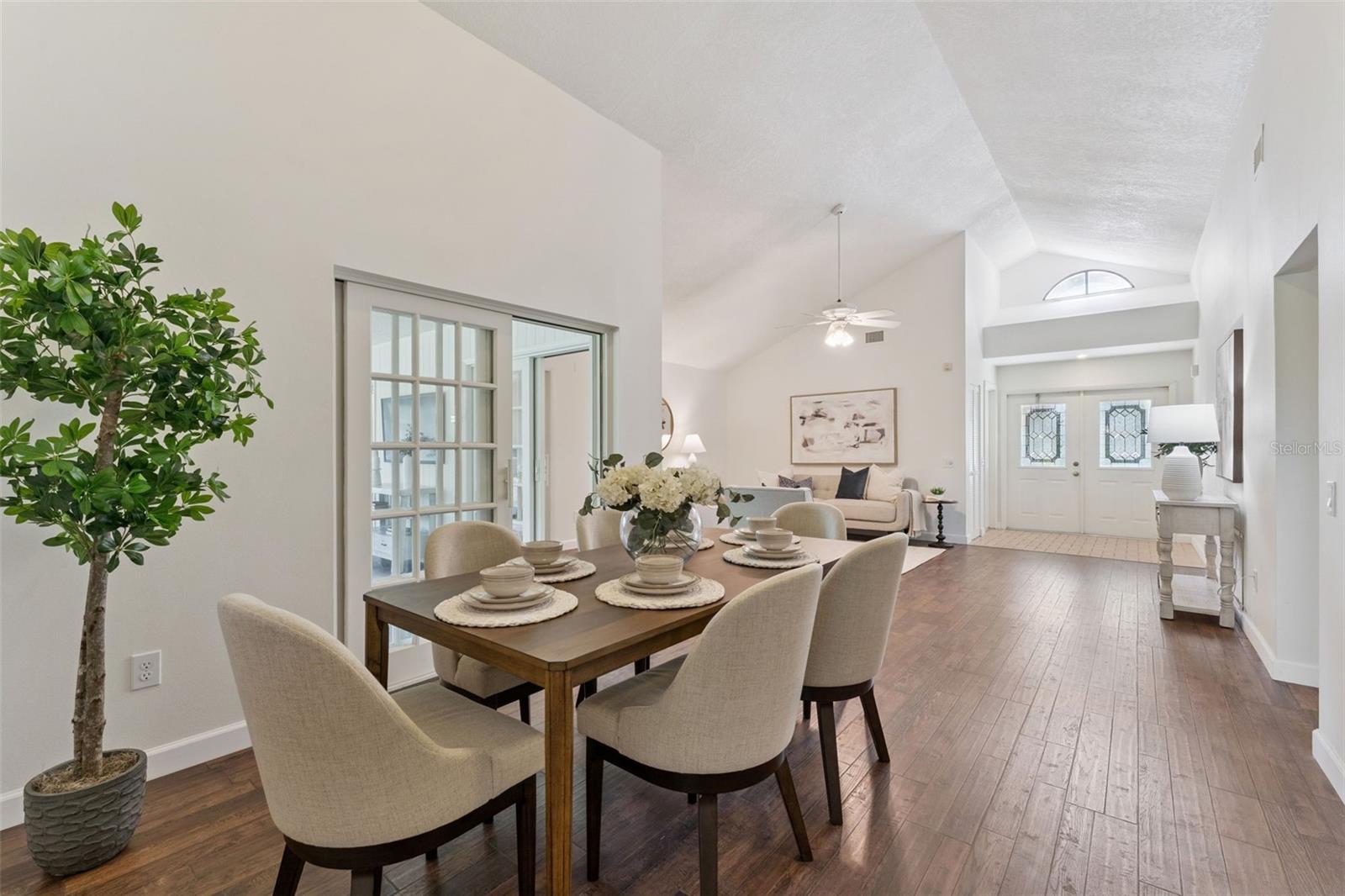 ORANGE TREE COUNTRY CLUB - Residential