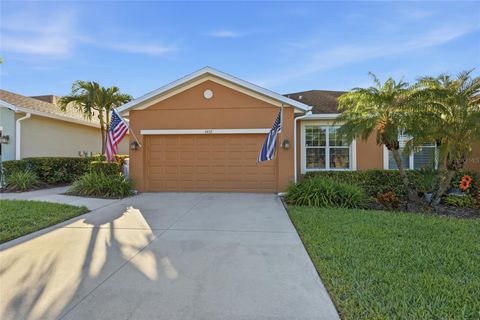 Photo of 3912 Bridlecrest Lane, Bradenton, FL 34209 (MLS # A4669372)
