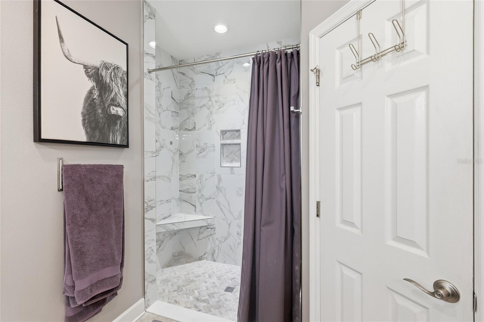 PALMA SOLA TRACE - Residential