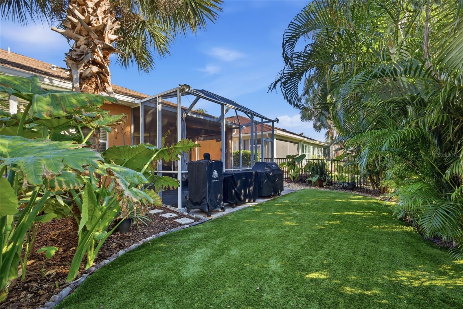 PALMA SOLA TRACE - Residential