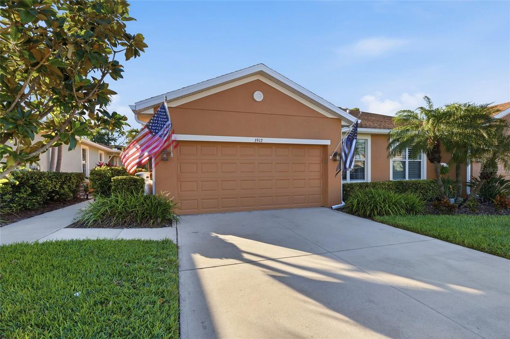Photo of 3912 Bridlecrest Lane, Bradenton, FL 34209 (MLS # A4669372)