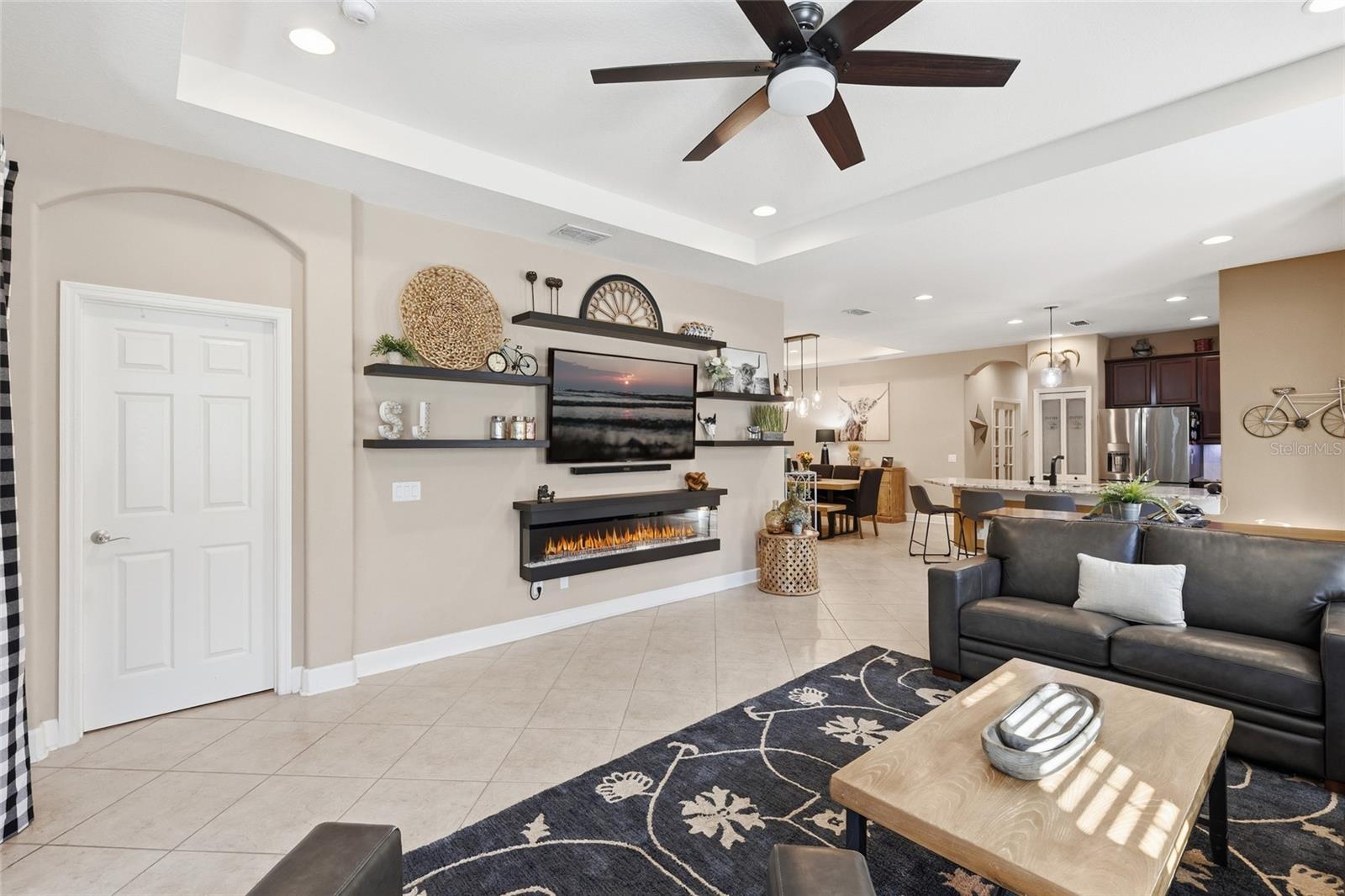 PALMA SOLA TRACE - Residential