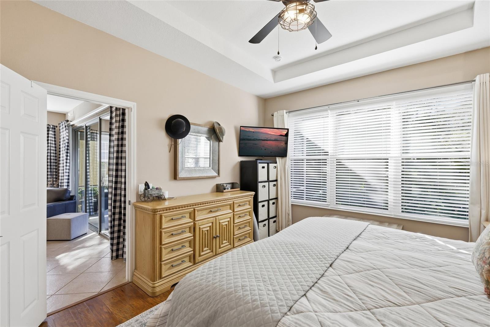 PALMA SOLA TRACE - Residential