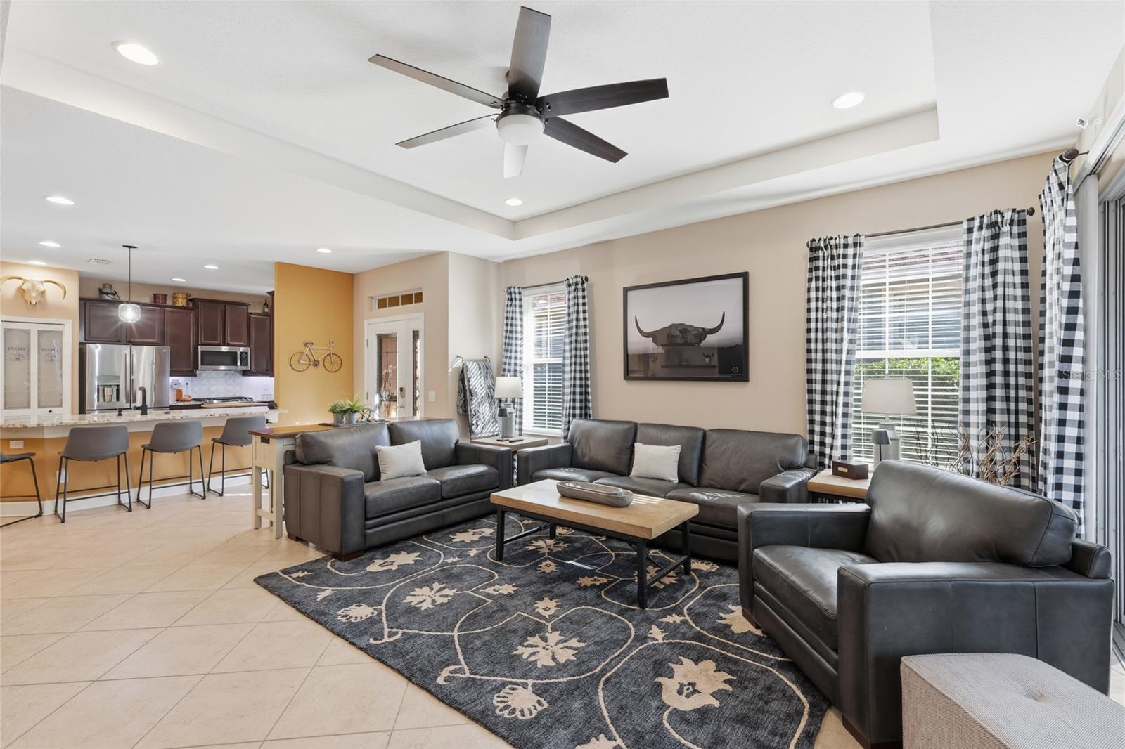 PALMA SOLA TRACE - Residential