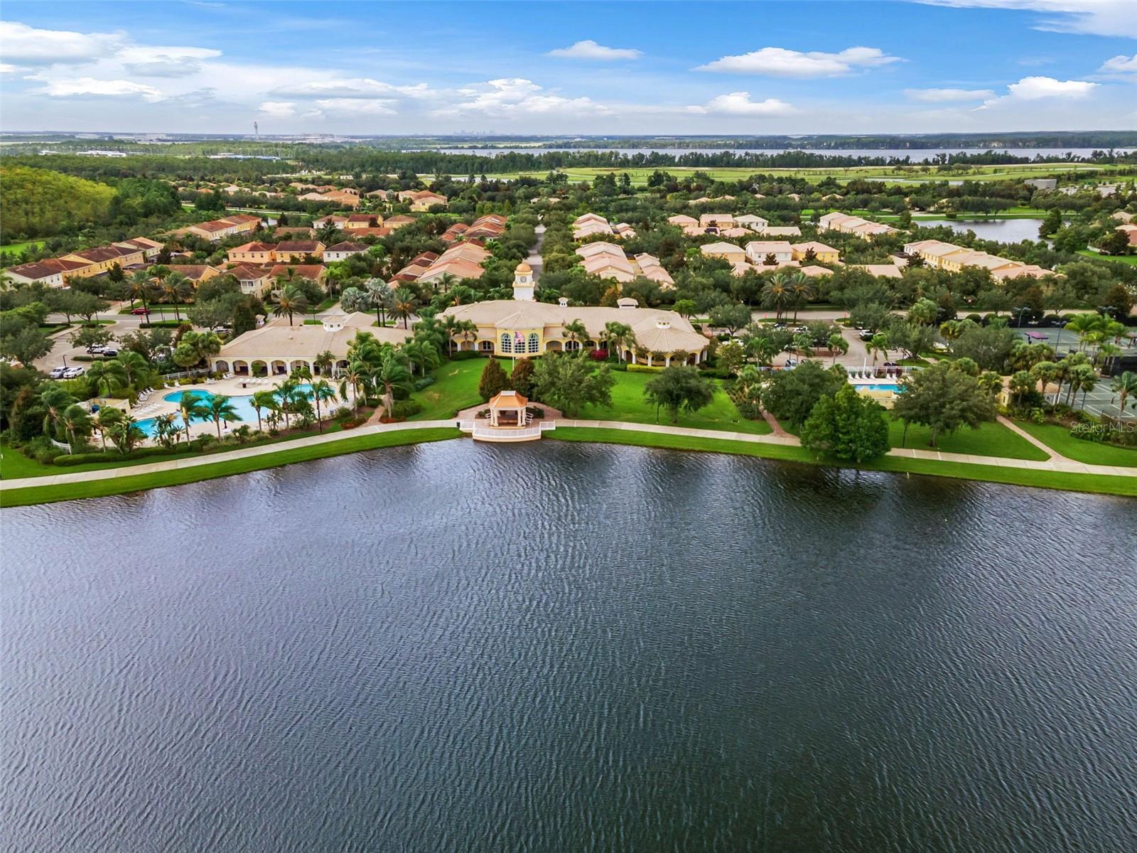 VILLAGEWALK/LK NONA UN #1A - Residential