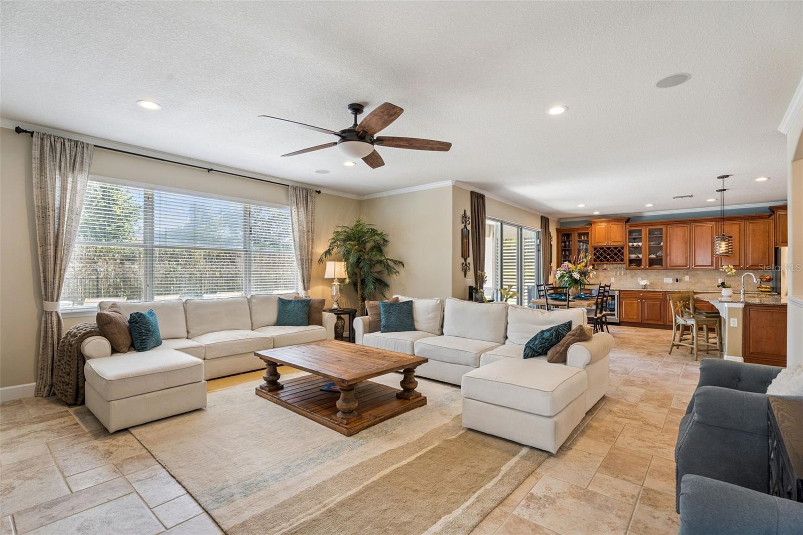 VILLAGEWALK/LK NONA UN #1A - Residential