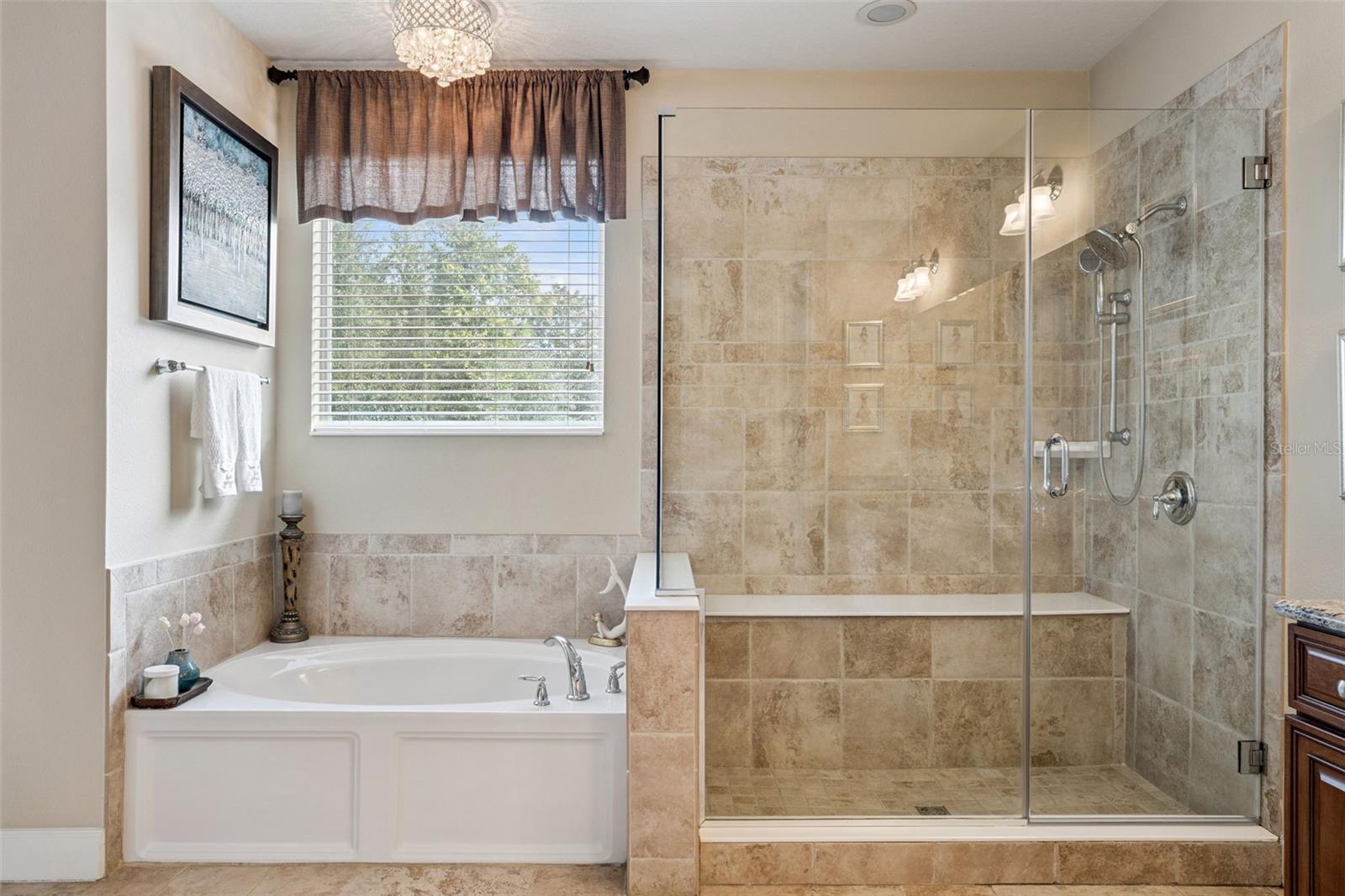 VILLAGEWALK/LK NONA UN #1A - Residential