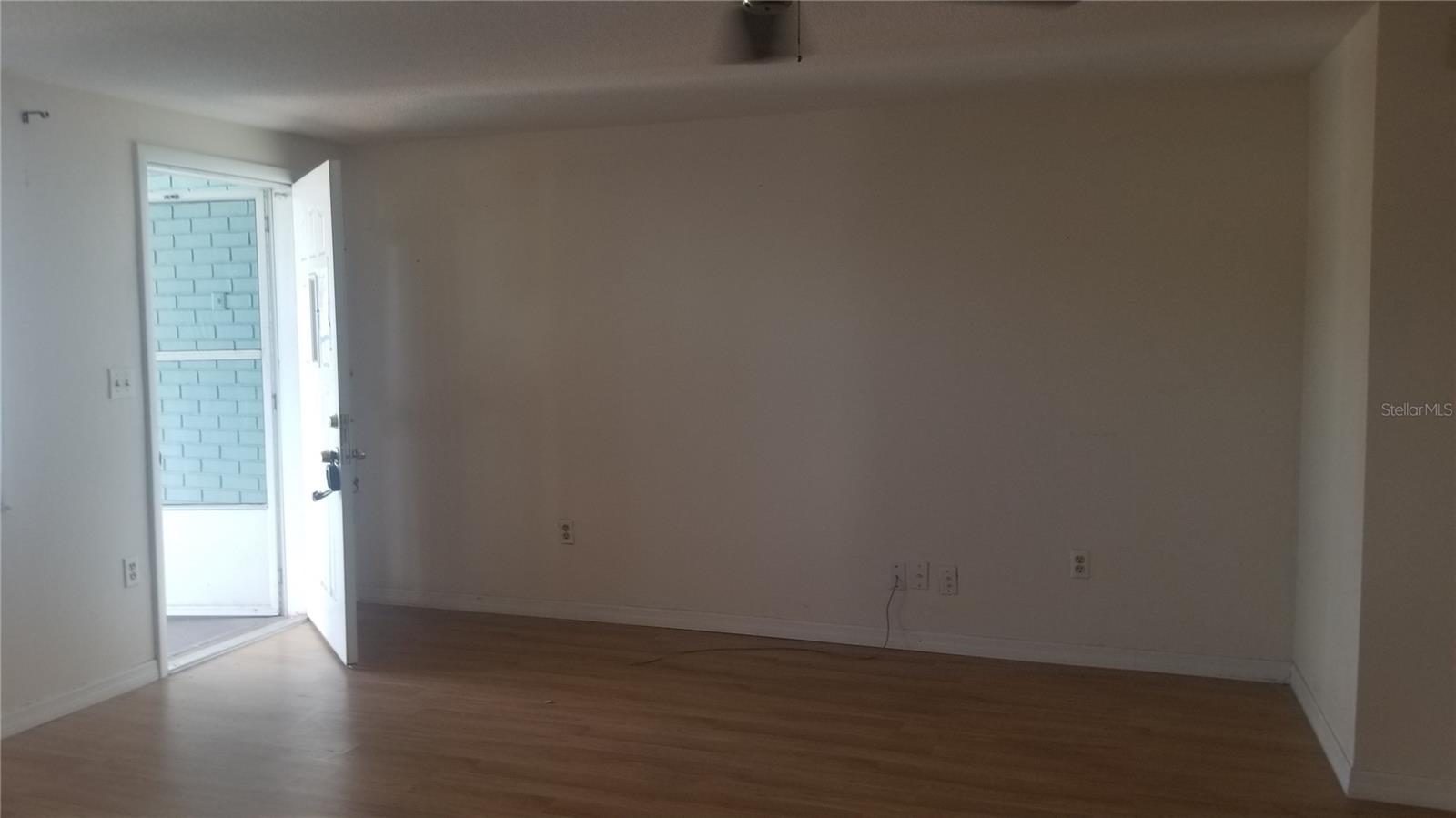 ALOHA GARDENS - Residential Lease