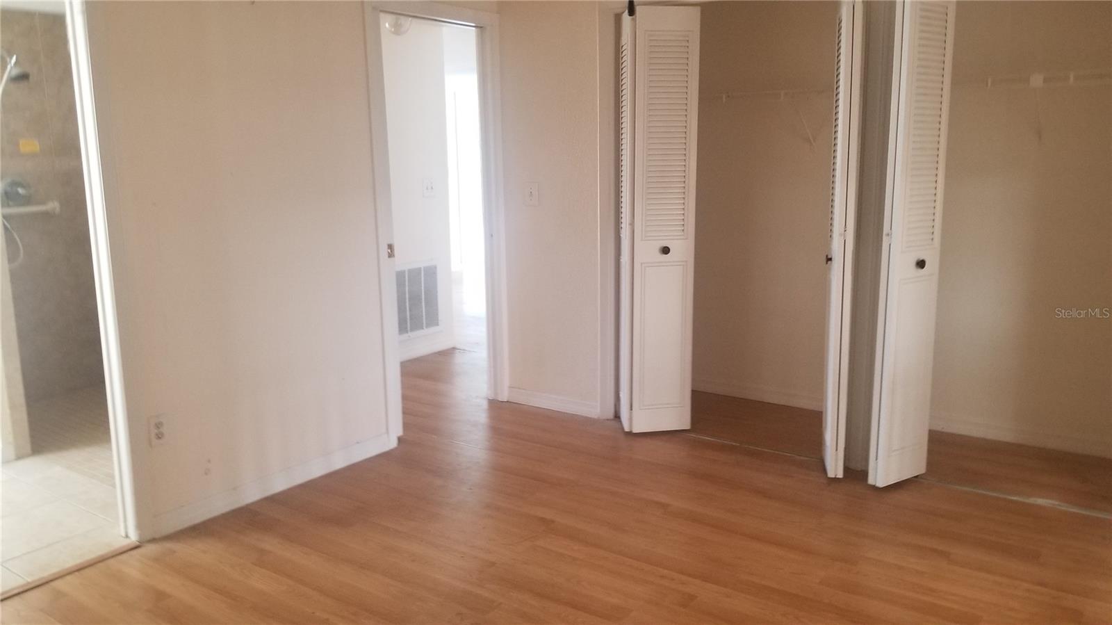 ALOHA GARDENS - Residential Lease