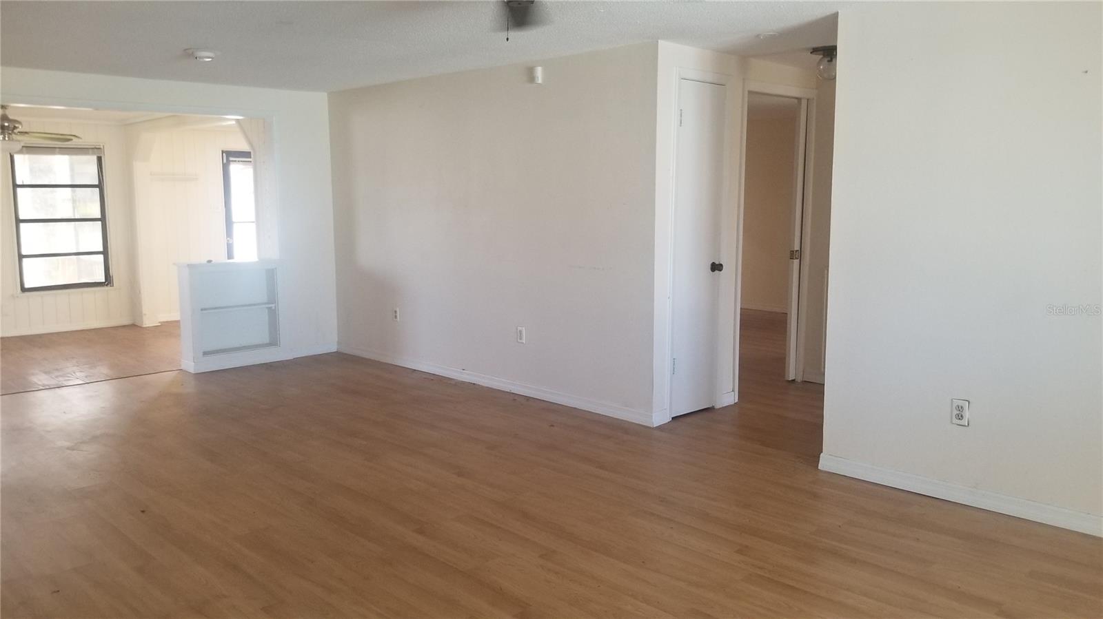 ALOHA GARDENS - Residential Lease