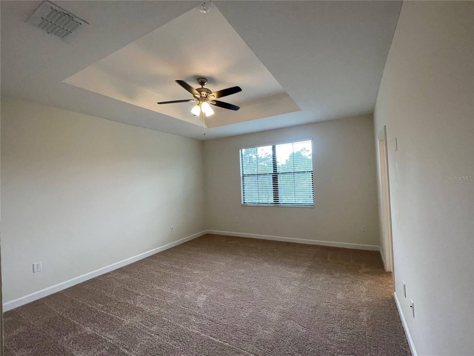 TRAILS/MOSS PARK - Residential Lease