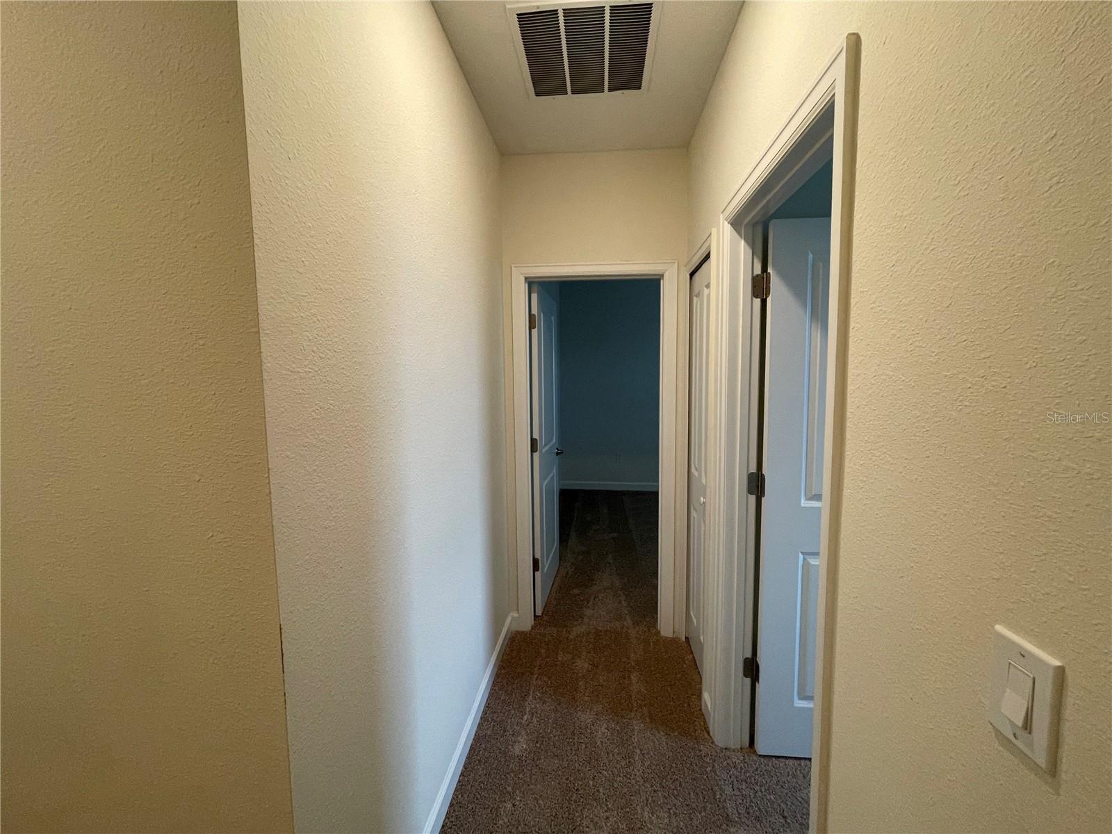 TRAILS/MOSS PARK - Residential Lease