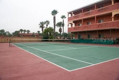 FLORIDA VACATION VILLAS - Residential Lease