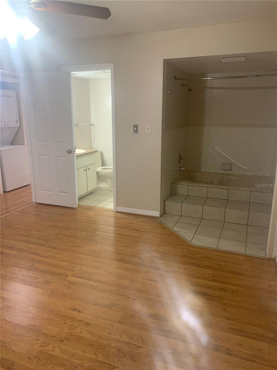 FLORIDA VACATION VILLAS - Residential Lease